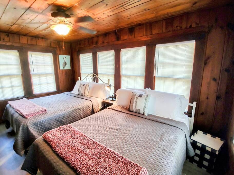 #09 - Large Lakeview One Bedroom- Pet Friendly Hot Springs Zewnętrze zdjęcie