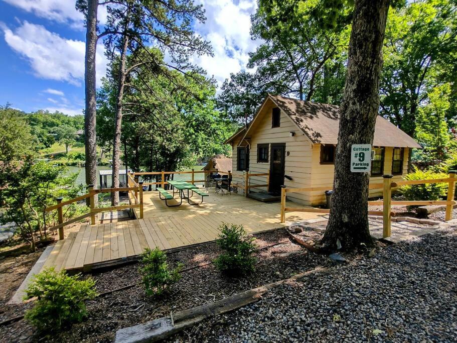 #09 - Large Lakeview One Bedroom- Pet Friendly Hot Springs Zewnętrze zdjęcie